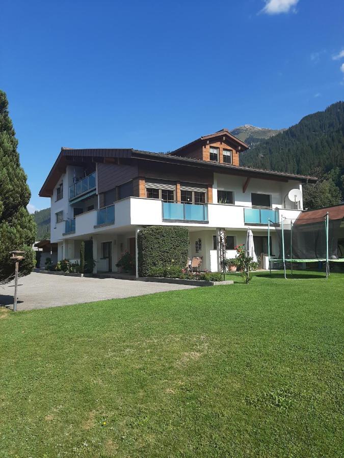 Ferienwohnungen Pollhammer Sankt Gallenkirch Luaran gambar